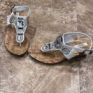 Vera wang Sandals. White w/ beads and stones S 7.